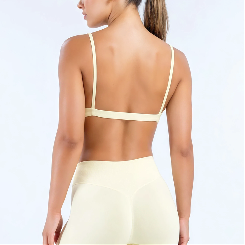 HISTELLO Impact Scoop Neck Bra - Sports Bra Racerback recension och pris